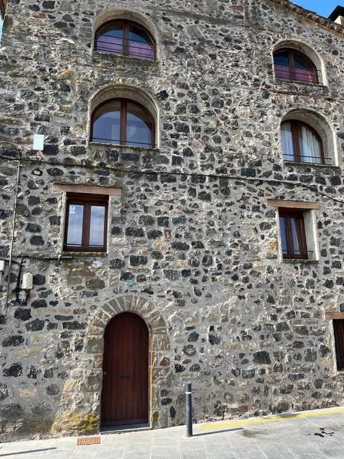 Comanegra Apartment Castellfollit de la Roca Exterior photo